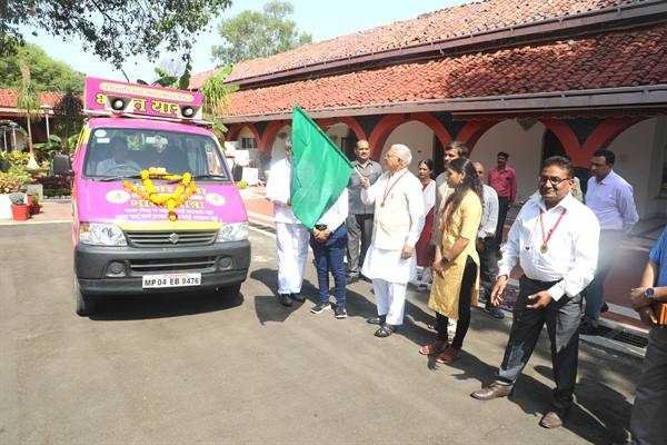 राज्यपाल ने माता-पिता सम्मान संकल्प भारत यात्रा का किया शुभारंभ