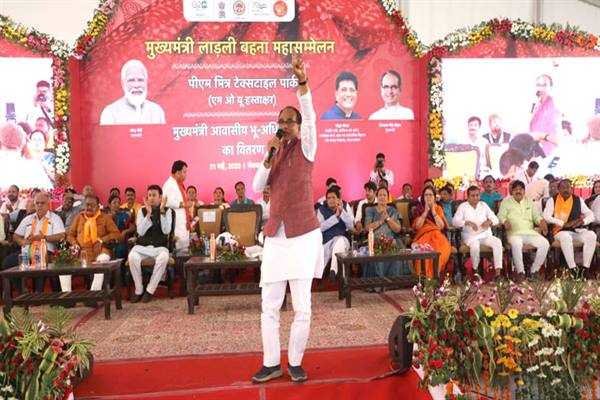सभी ग्रामों में बनेंगी लाड़ली बहना सेनाएँ