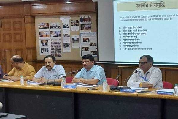 पीएम स्व-निधि के स्वीकृत प्रकरणों में करें 3 दिन में ऋण वितरित
