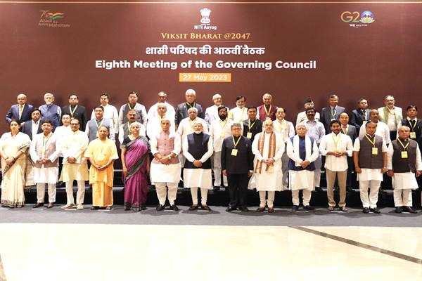मुख्यमंत्री श्री चौहान नई दिल्ली में नीति आयोग की शासी परिषद की बैठक में हुए शामिल