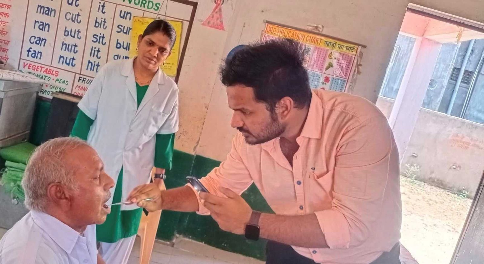 निशुल्क दंत परीक्षण शिविर एवं तम्बाकू , सेवन के दुष्परिणाम पर परिचर्चा आयोजित