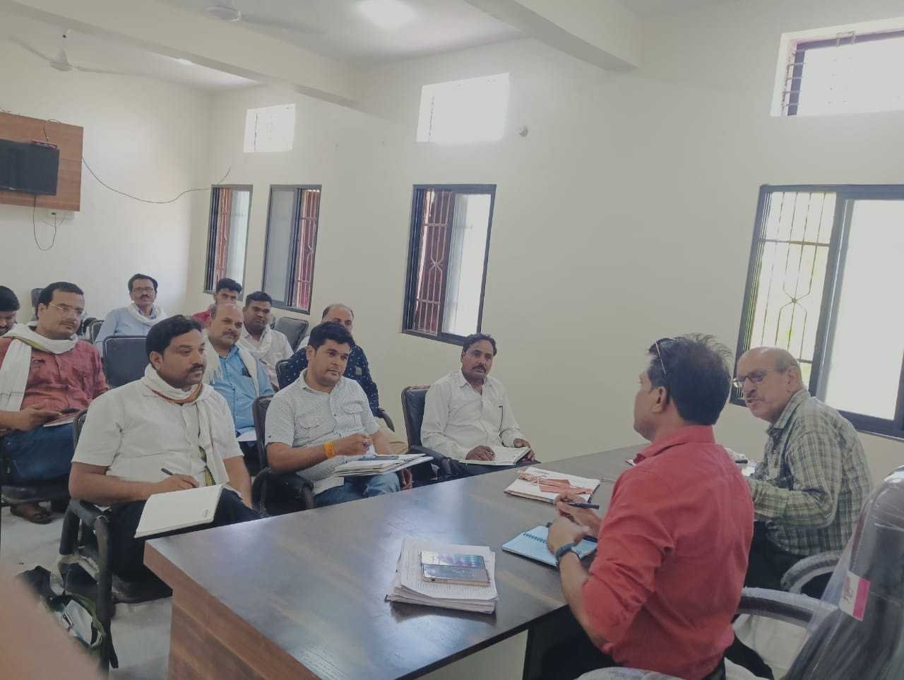 क्लस्टर बैठक संपन्न