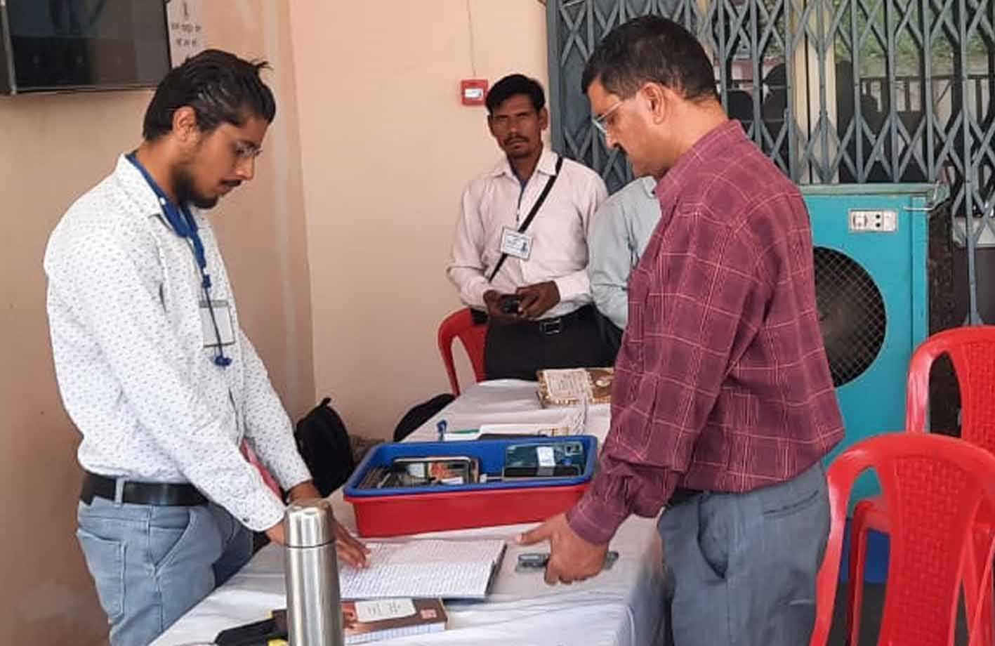 ईवीएम वेयरहाउस का किया निरीक्षण  