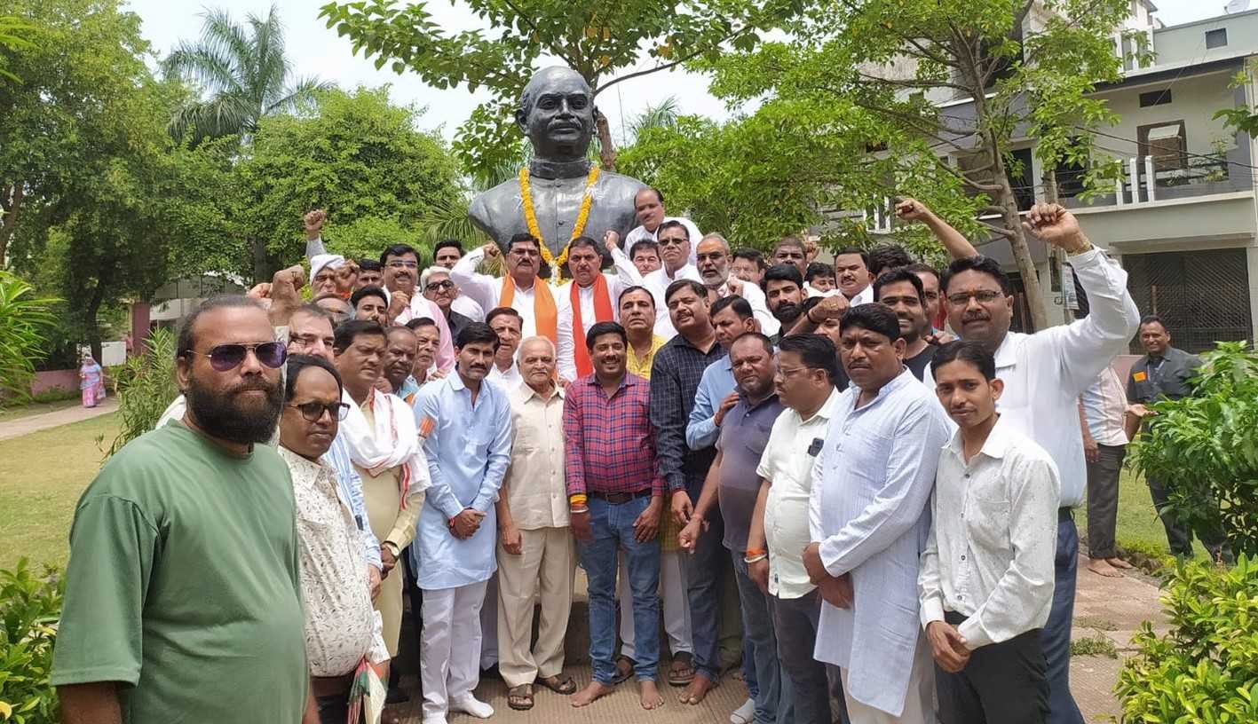 डॉ. मुखर्जी को बलिदान दिवस पर याद किया