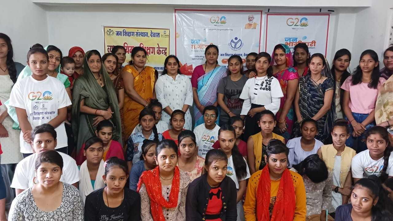 कौशल में दक्षता से ही समग्र विकास संभव है- गरिमा जुलानिया