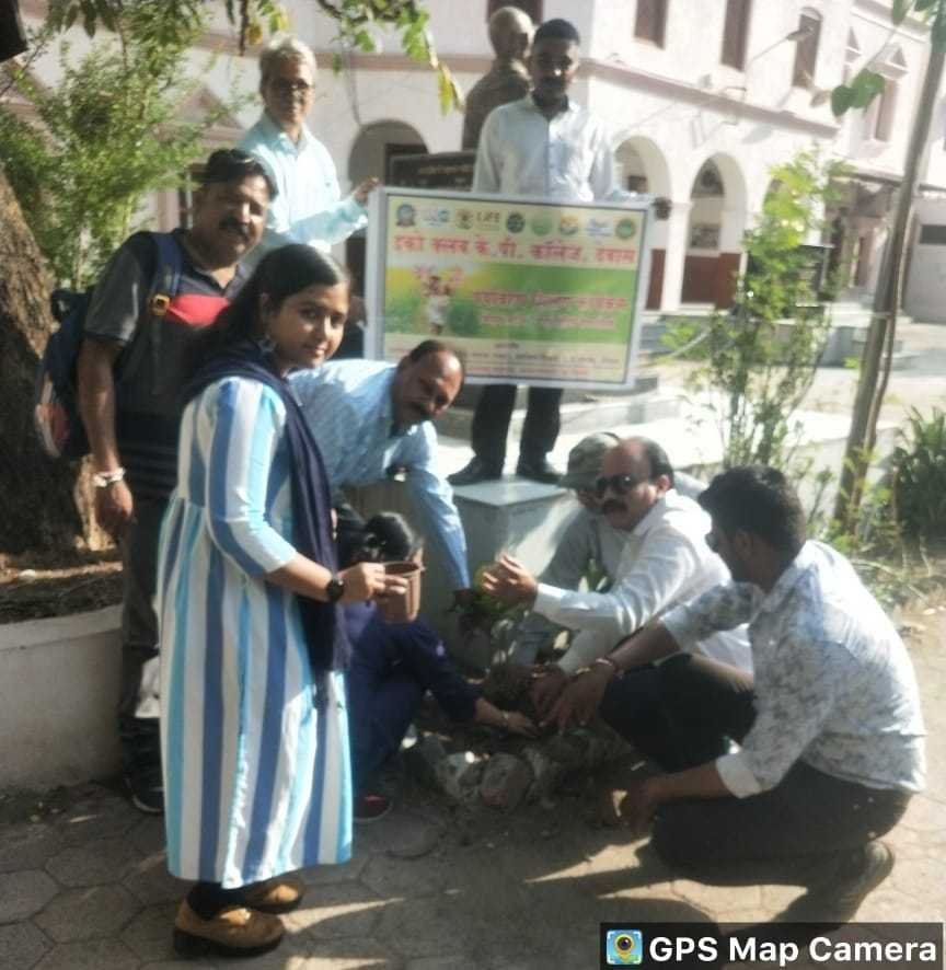 जनभागीदारी समिति ने केपी कॉलेज में किया पौधारोपण
