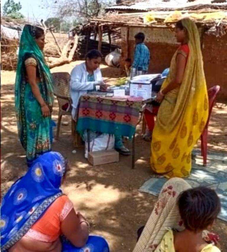 उपस्वास्थ्य केन्द्रों के ग्रामों में 7 जून से शिविर लगाकर की जा रही है जांच व स्क्रीनिंग