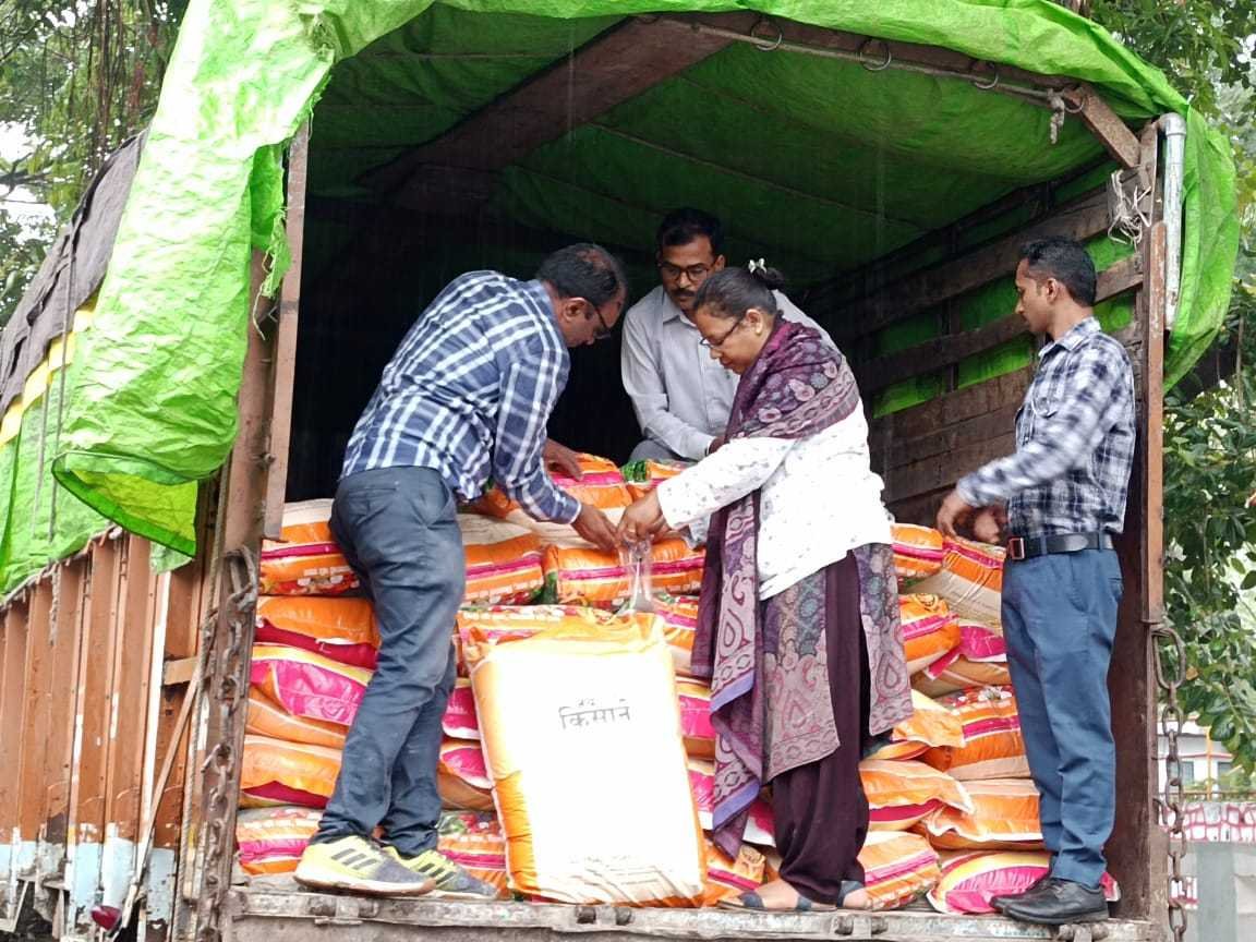 नकली खाद बनाने का काम जोर शोर पर…