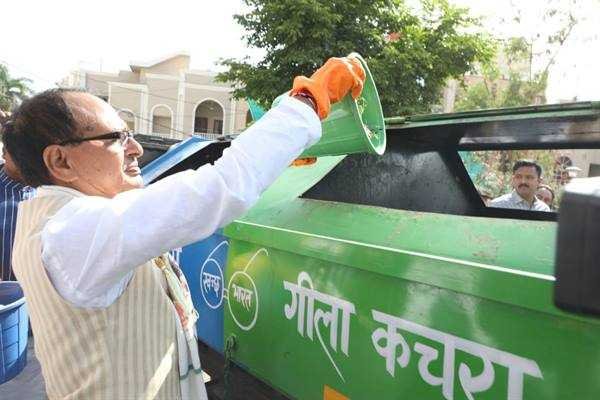स्वच्छता से नगर की प्रतिष्ठा और गौरव बढ़ता है