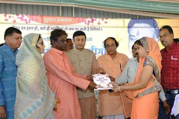 बुनियादी विकास के लिए तत्पर सरकार