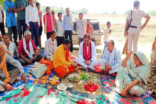 सड़क निर्माण से अमरपाटन के विकास को मिलेगी तेज गति