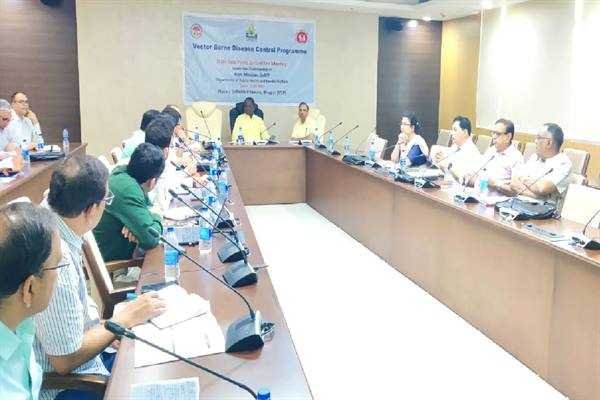 मलेरिया, डेंगू, चिकनगुनिया की रोकथाम के लिये जन-जागरूकता बढ़ाएँ