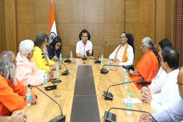 अंतर्राष्ट्रीय योग दिवस पर जबलपुर में डेढ़ लाख प्रतिभागी होंगे शामिल
