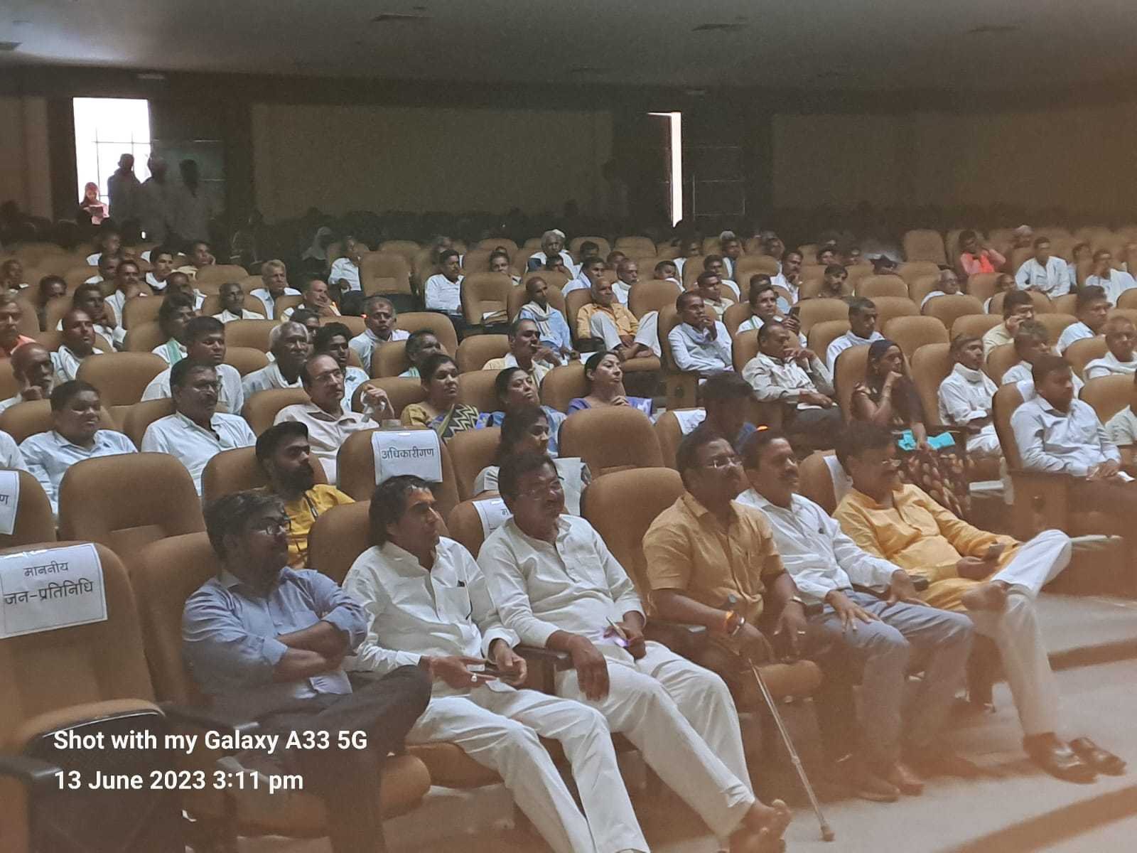 मुख्यमंत्री श्री चौहान द्वारा राजगढ़ में सिंगल क्लिक दबाकर जिले के 25156 किसानों का ब्याज ऋण माफ हुआ
