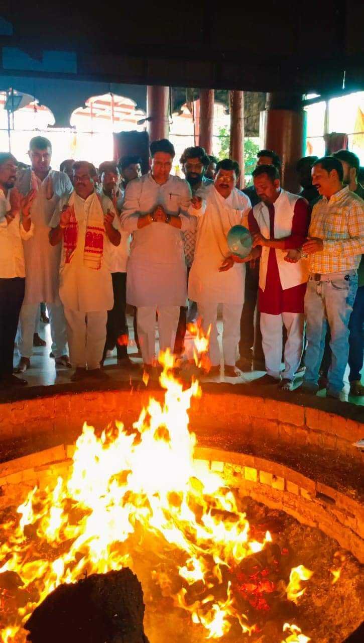 देश के प्रधानमंत्री  मोदी ने देश की दिशा और दशा को बदला है