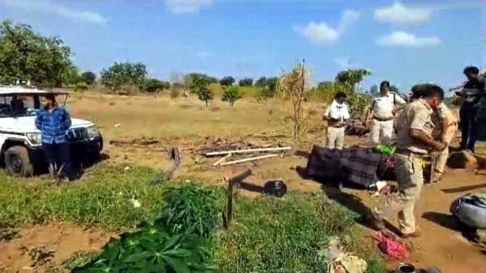 खेत में झोपड़ी के बाहर सो रहे पति-पत्नी की गला रेत कर हत्या
