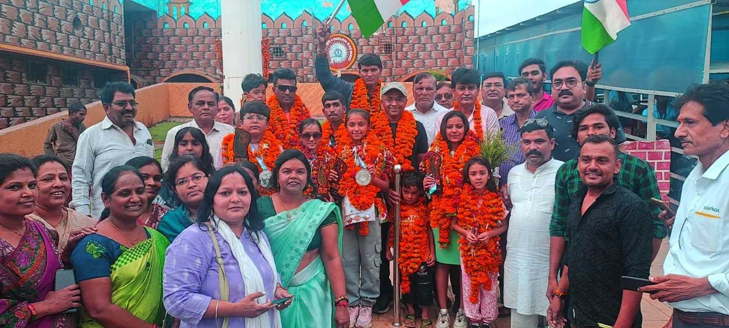 इंटरनेशनल चैम्पियनशिप में मेडल जीत कर आए विजेताओं का सम्मान