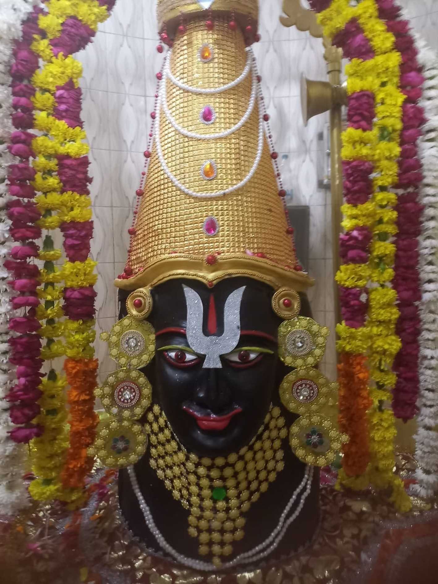 बालाजी के स्वरूप में संवरे पंच पिपलेश्वर  