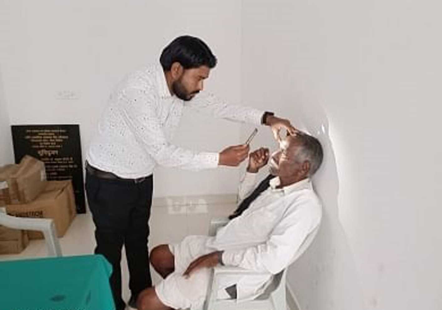 सतर्कता का पहर …..  आई फ्लू की आहट, सावधानी जरूरी