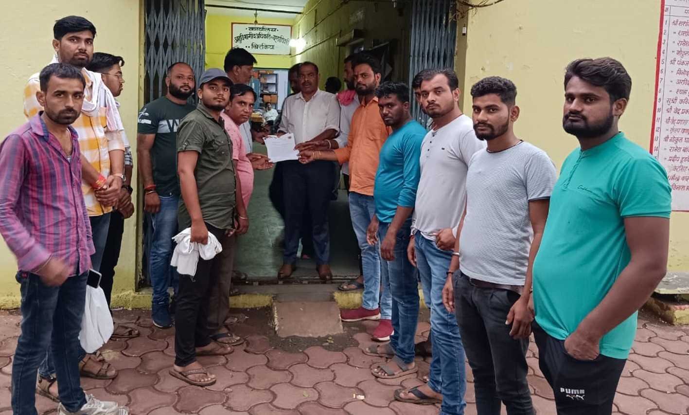 डॉ.संजय विश्वास के क्लीनिक को सील करने की मांग