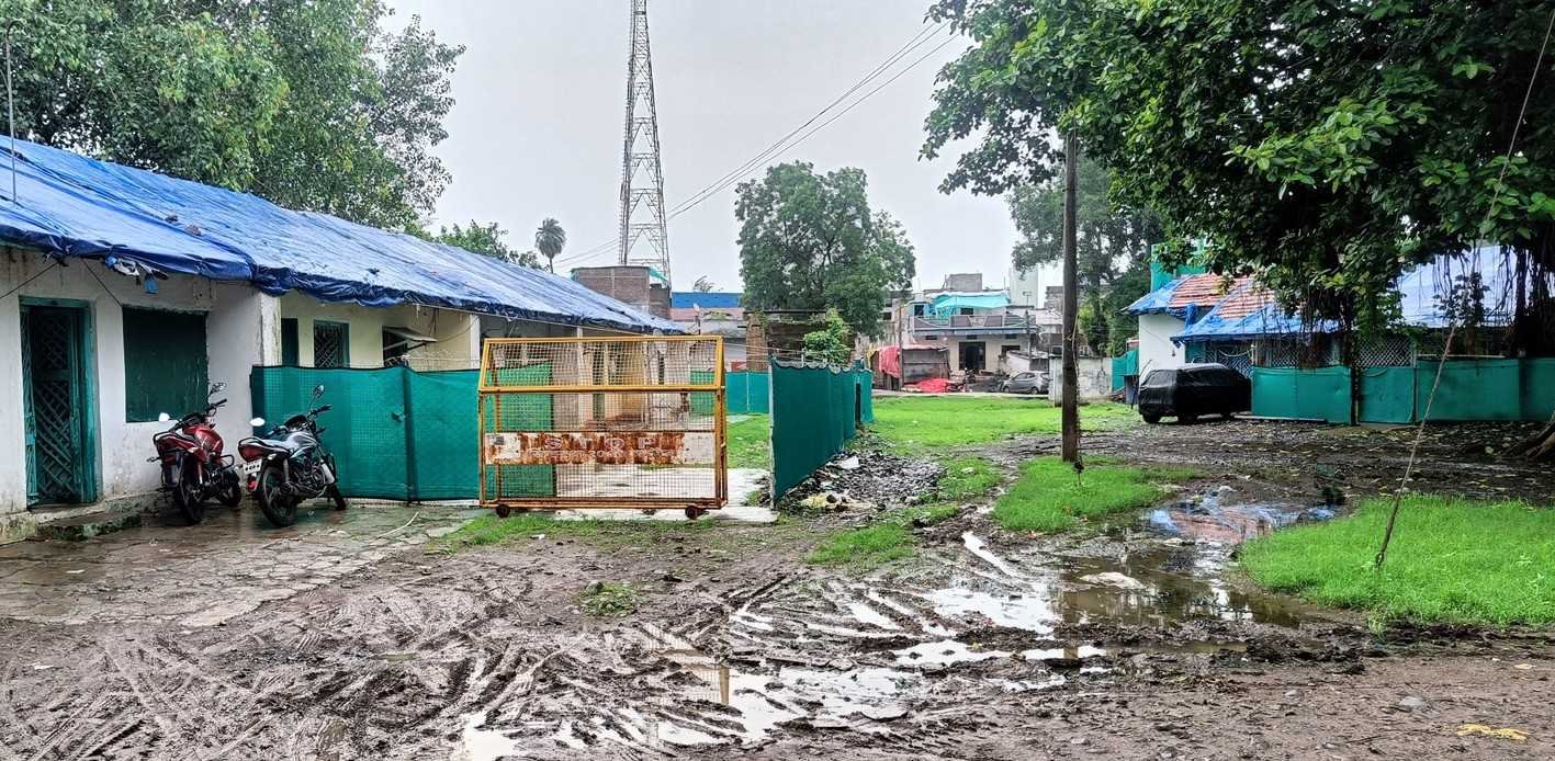 समाज व क्षेत्र की सुरक्षा करने वाले खुद असुरक्षित होकर कर रहे गुजर-बसर