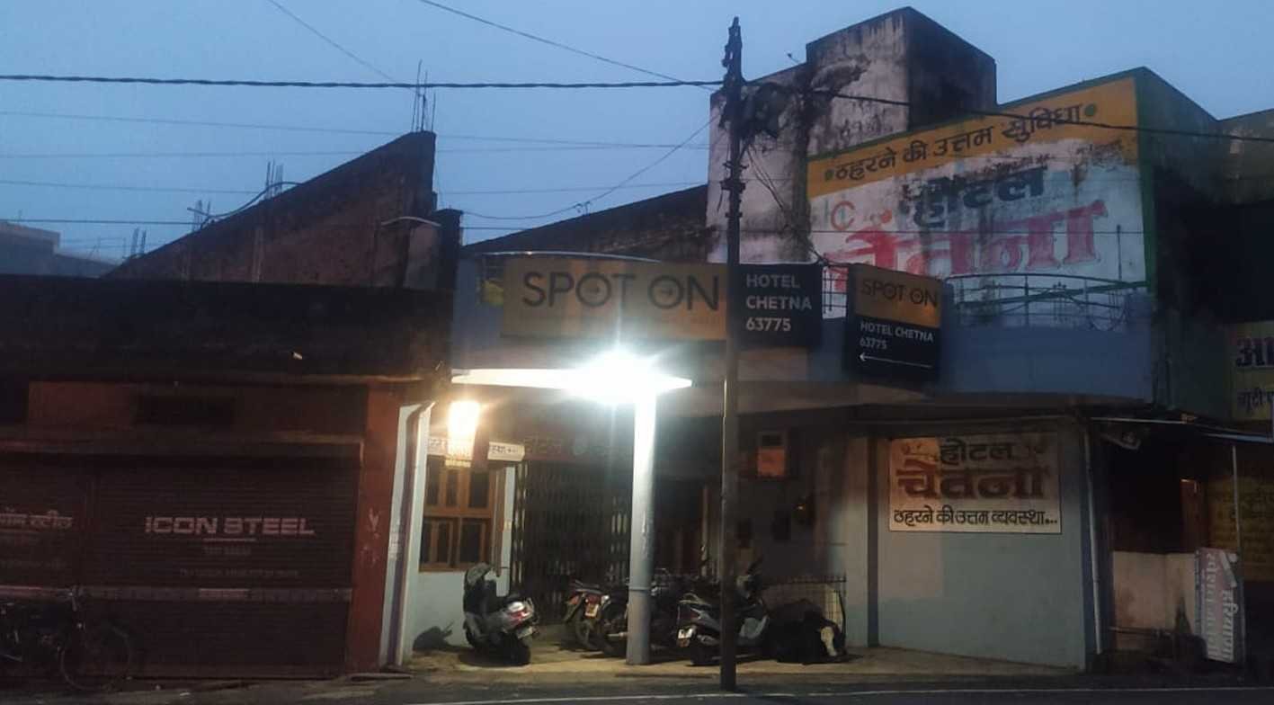 बस स्टैंड क्षेत्र में बंद हो जाती स्ट्रीट लाइट