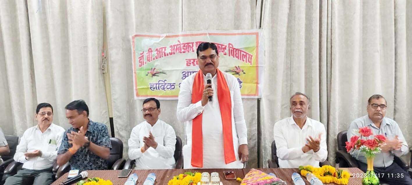 कृषि मंत्री ने किया ‘स्कूल चले हम अभियान’ का शुभारंभ  