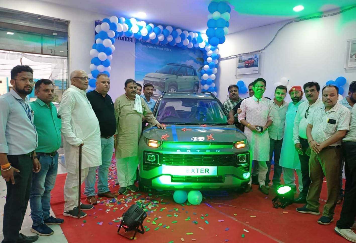 एक्सटर की हुई भव्य लाचिंग