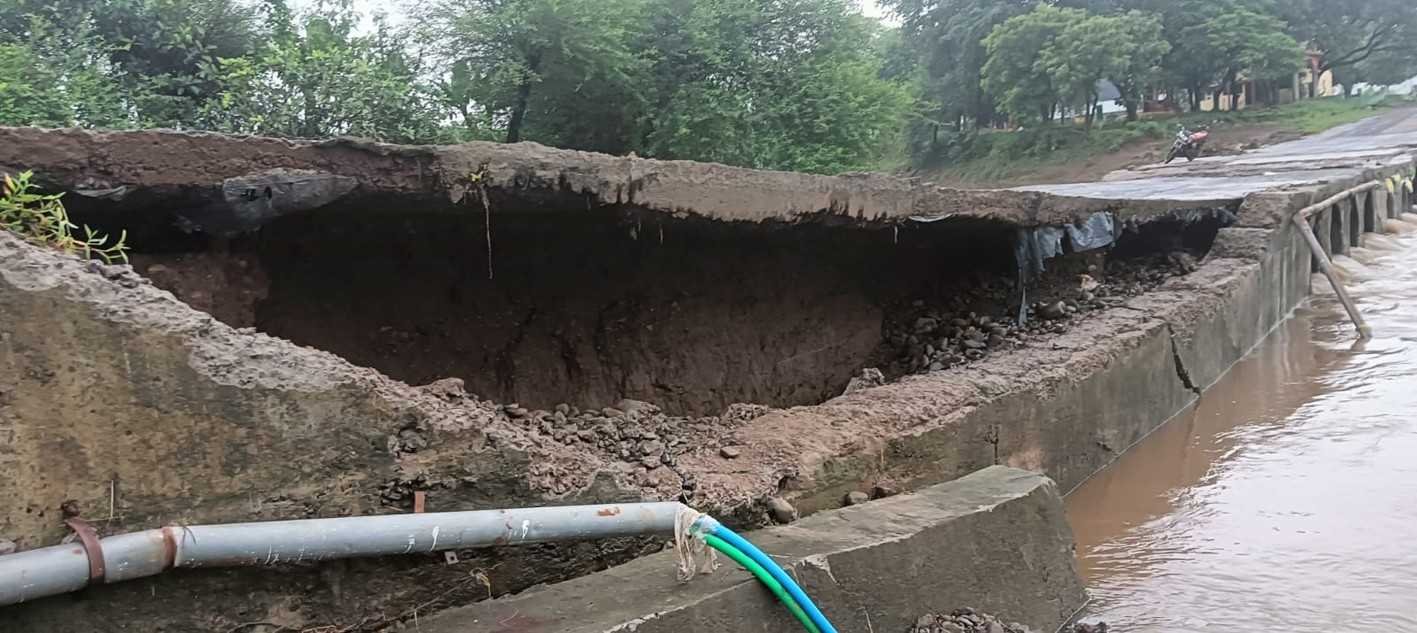 सिराली-महेंद्रगांव मार्ग बंद होने की कगार पर