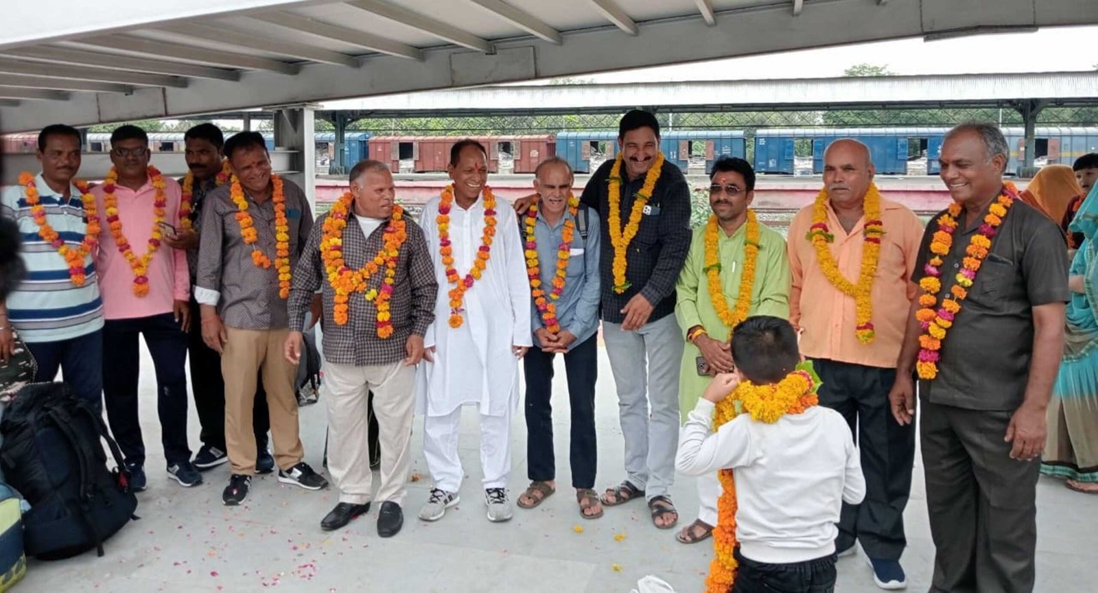 अमरनाथ यात्रियों का जत्था रवाना, रेलवे स्टेशन पर किया स्वागत