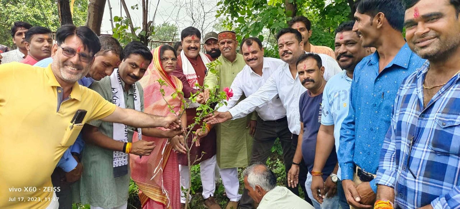 हरियाली अमावस्या पर केशव गौशाला में वृहद वृक्षारोपण