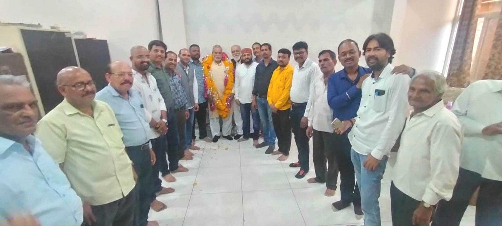 केश शिल्पी बोर्ड अध्यक्ष का देवास आगमन पर स्वागत