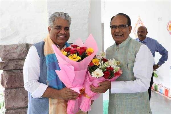 मुख्यमंत्री श्री चौहान से मिले केंद्रीय मंत्री श्री यादव