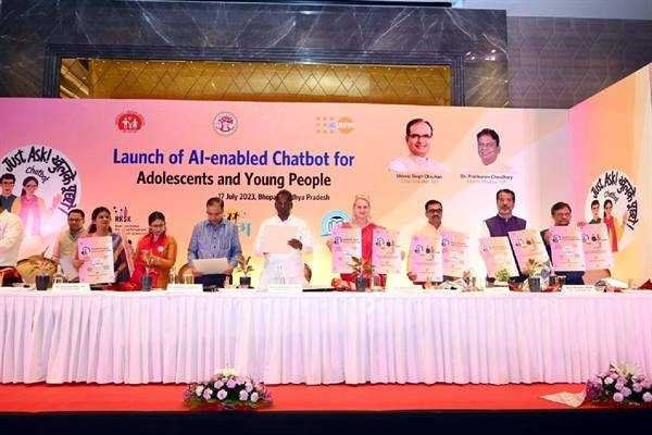 स्वास्थ्य से जुड़े सवालों के उत्तर अब युवाओं की उँगलियों पर : स्वास्थ्य मंत्री डॉ. चौधरी