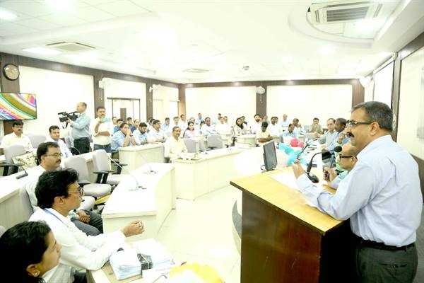 मुख्य निर्वाचन पदाधिकारी श्री राजन ने जिला निर्वाचन अधिकारियों के दो दिवसीय प्रशिक्षण का किया शुभारंभ