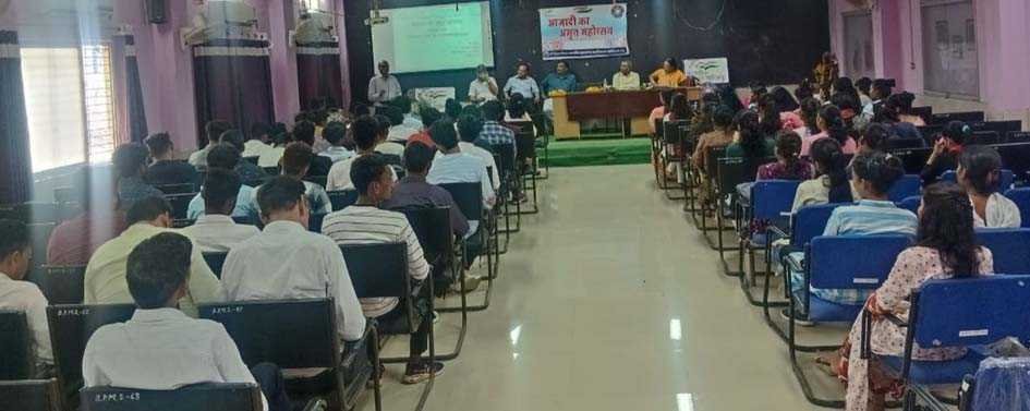 आज इतिहास की नहीं, इतिहास बोध की आवश्यकता है