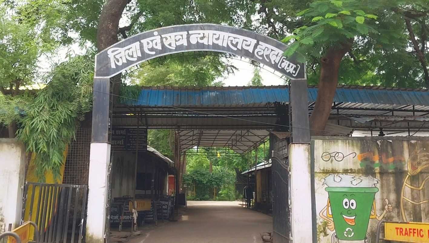 निर्वाचन की तैयारियां …..  फोटोयुक्त मतदाता सूची के अनुसार होंगे चुनाव