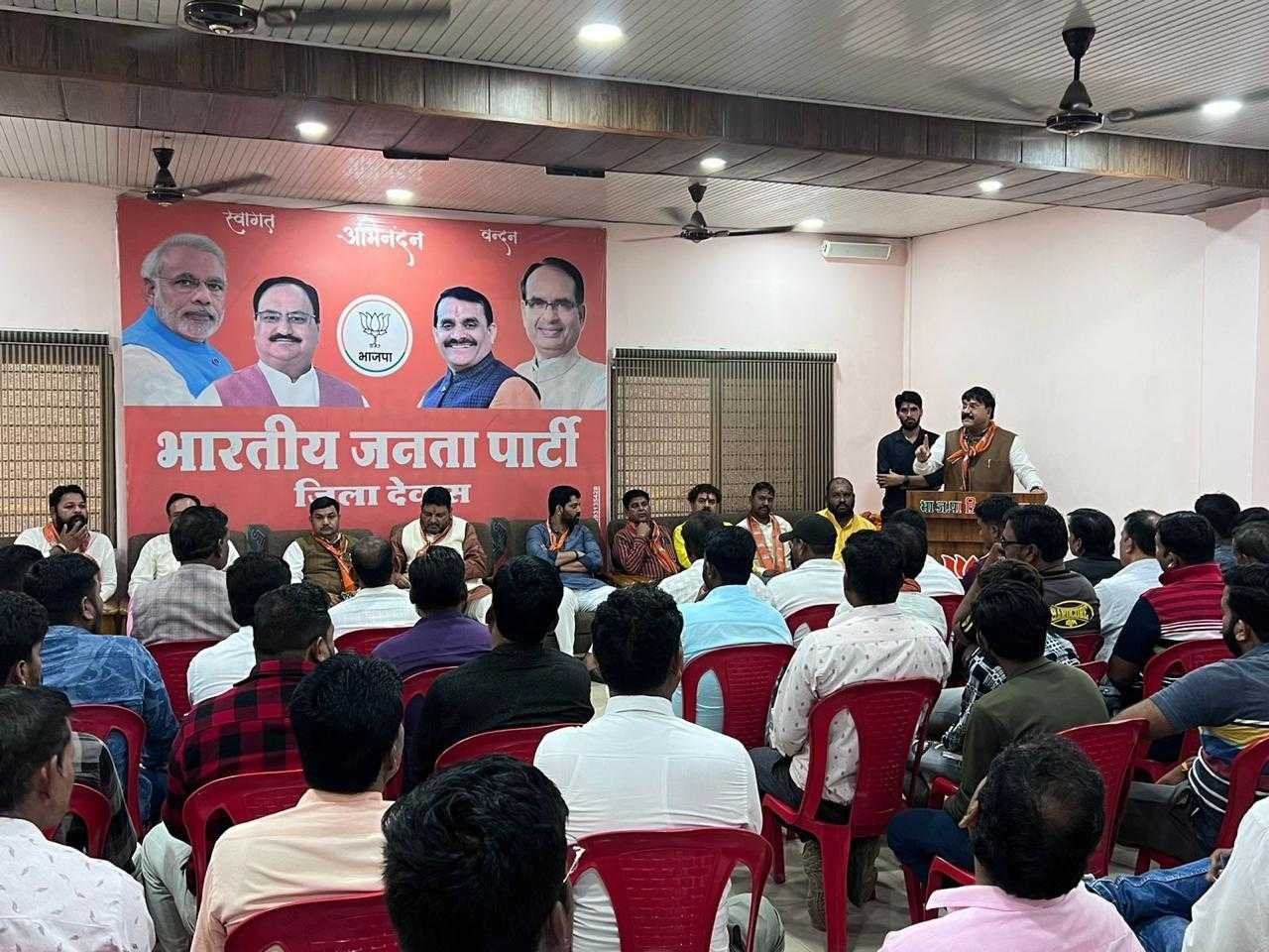 क्षिप्रा बैराज का मेंटेनेंस कार्य पूर्ण