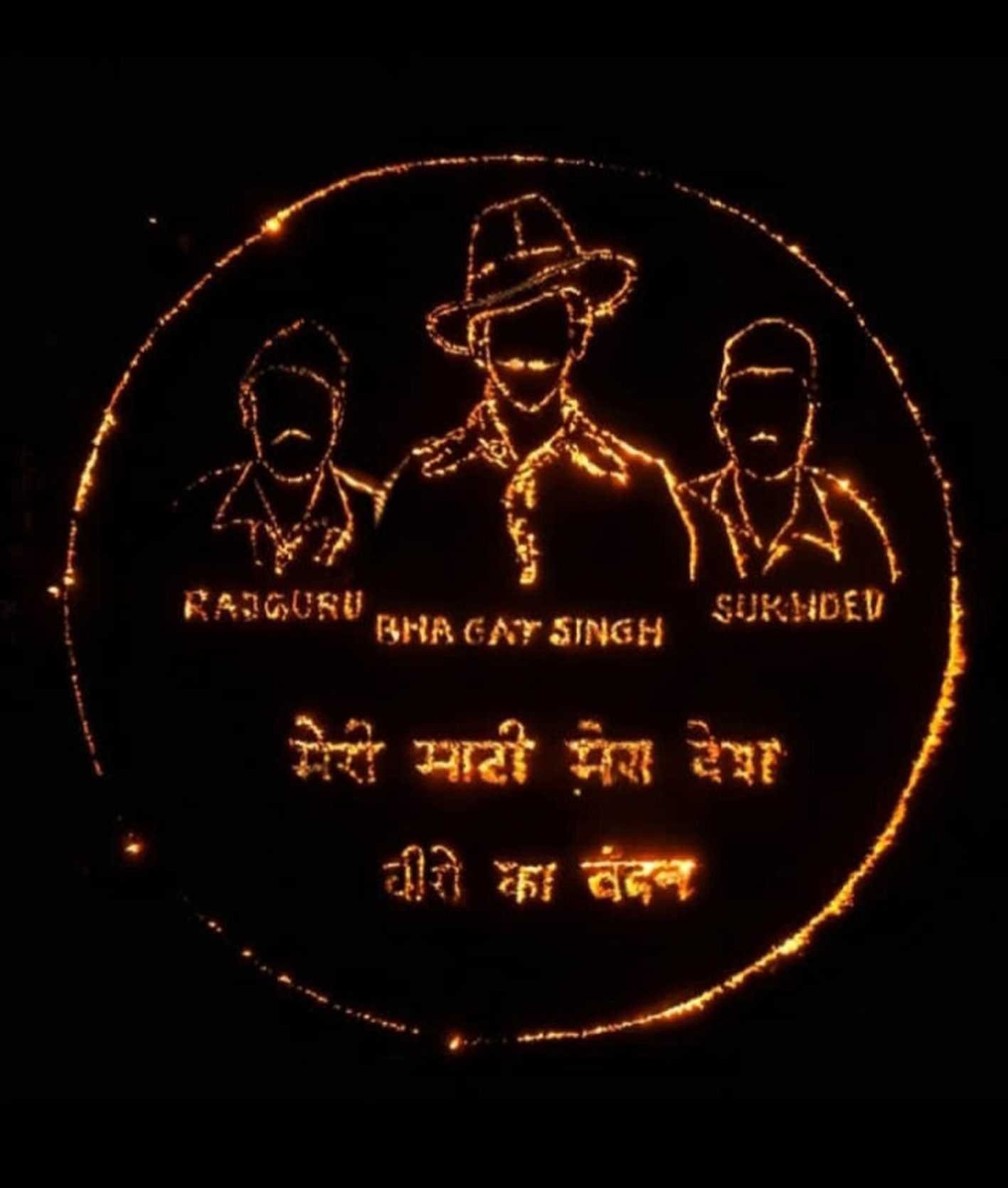 स्वतंत्रता दिवस पर बनाई अनोखी कलाकृति