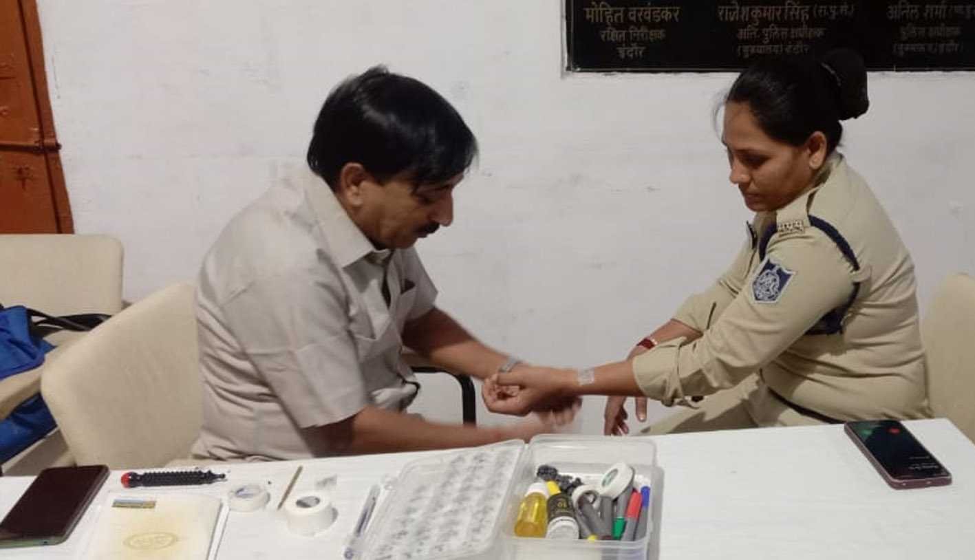 पुलिस लाईन में किया एक्यूप्रेशर चिकित्सा शिविर का आयोजन