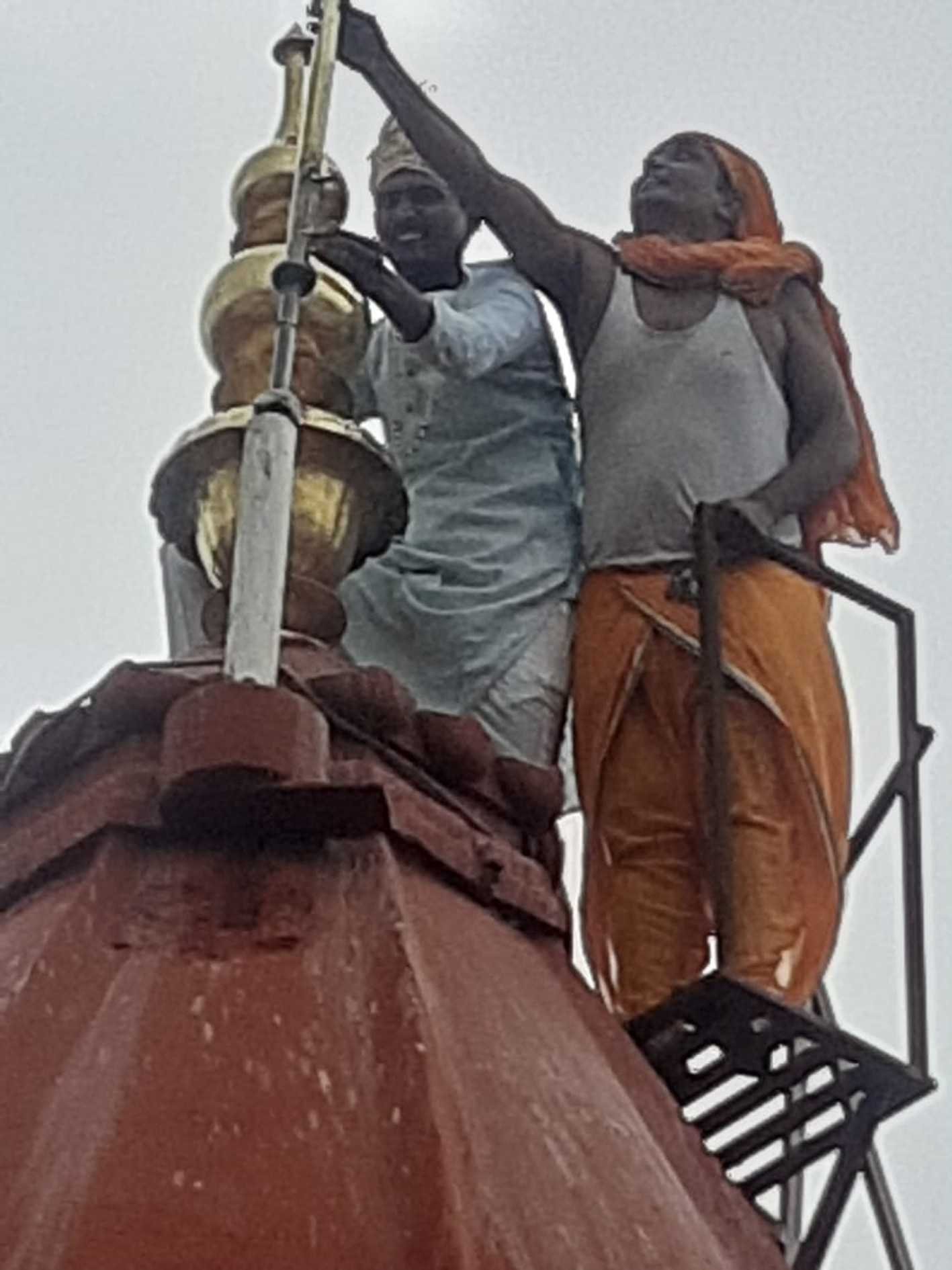 भगवान श्री पारसनाथ के मोक्ष कल्याणक पर हुआ धर्म ध्वजारोहण