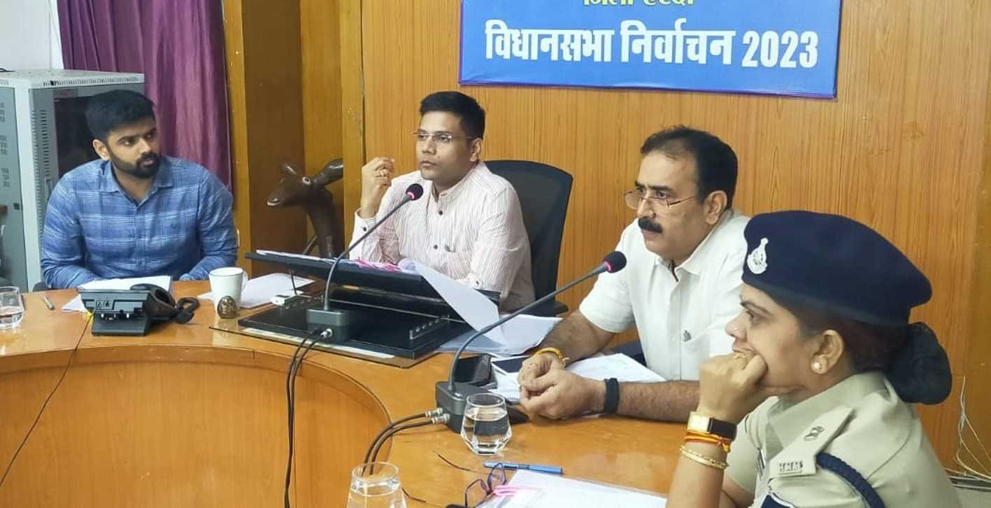 निर्वाचन संबंधी कार्य गंभीरता से पूर्ण करें
