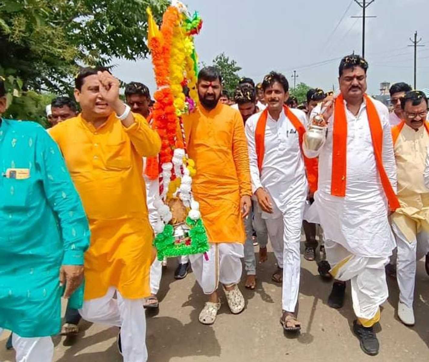 नगर में निकली कावड़ यात्रा