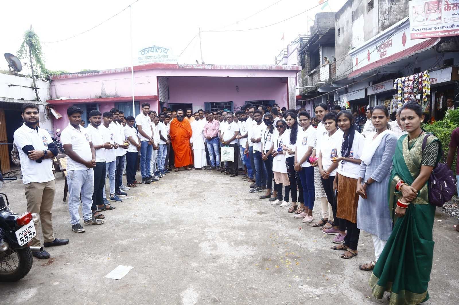 अहिरखेड़ा से स्नेह यात्रा हुई प्रारम्भ, बाजे गाजे के साथ हुआ स्वागत