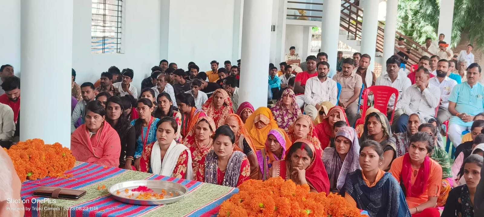 परिवार में धन अल्प हो लेकिन प्रेम और सद्भाव अपार होना चाहिए