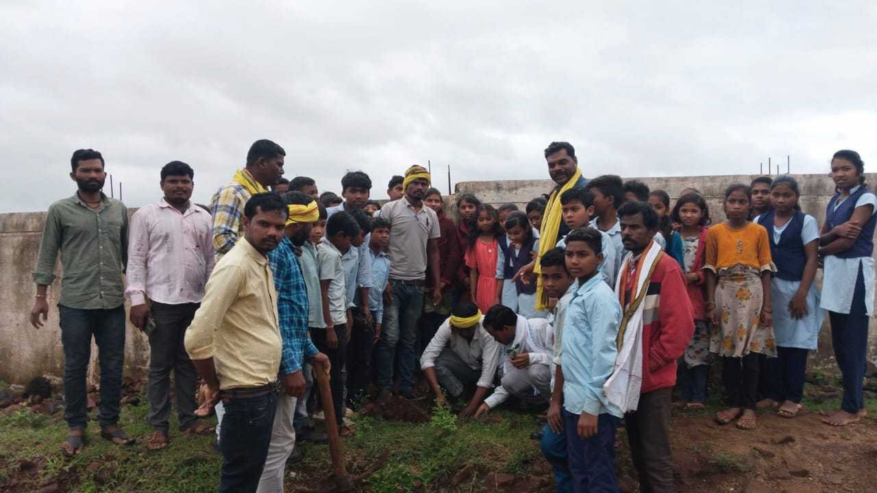 पर्यावरण को बचाने के लिए वृक्षारोपण बहुत जरूरी है:- इरपाचे