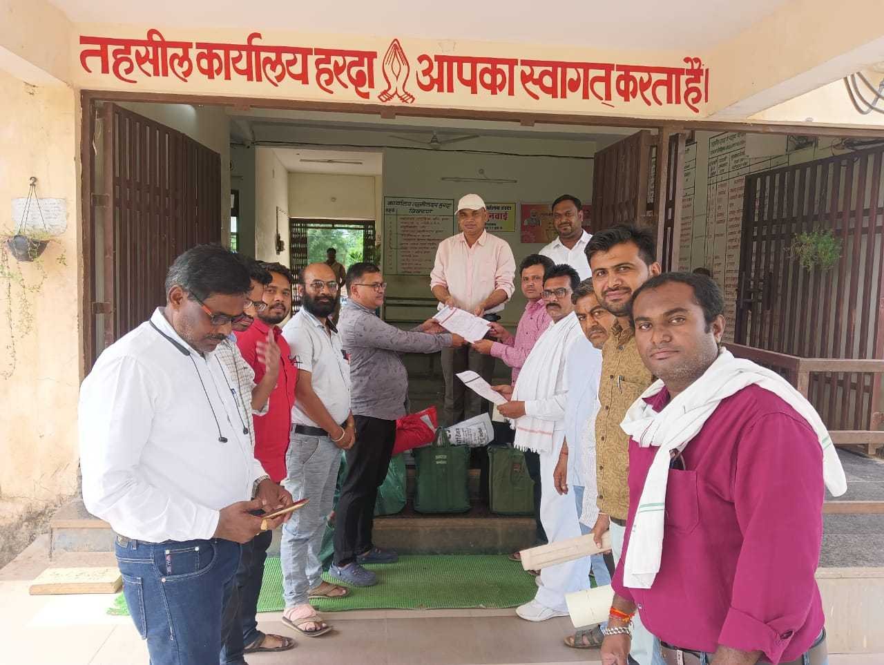 पटवारियों की हड़ताल का अगला चरण शुरू