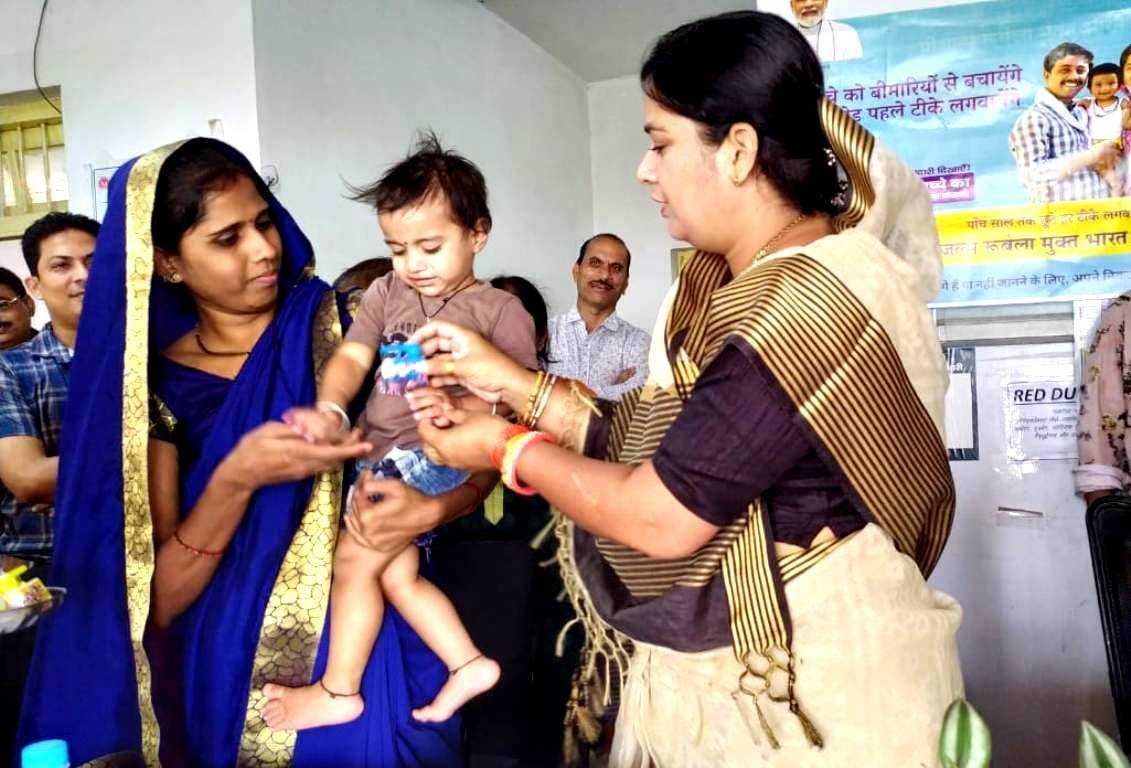मिशन इन्द्रधनुष 5.0 अभियान का जनप्रतिनिधियों ने किया शुभारंभ