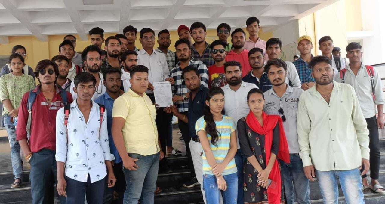 विद्यार्थी 1-2 नंबर से हो रहे अनुत्तीर्ण