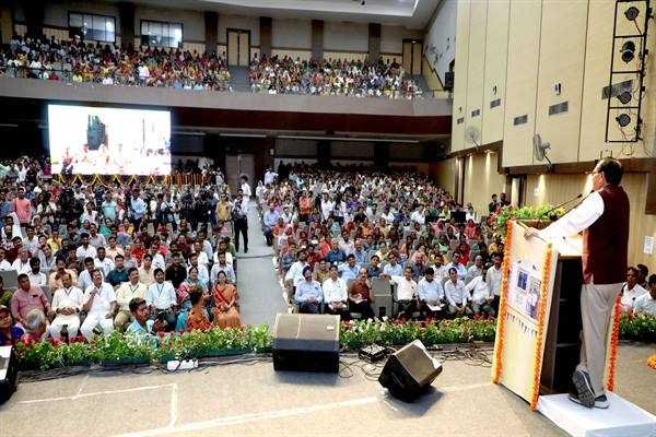 प्रदेश में कोई भूमिहीन और आवासहीन नहीं रहेगा : मुख्यमंत्री श्री चौहान